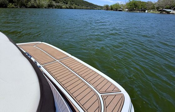 ** Premium ** Bayliner on Lake Austin or Lake Travis (2 of 2)