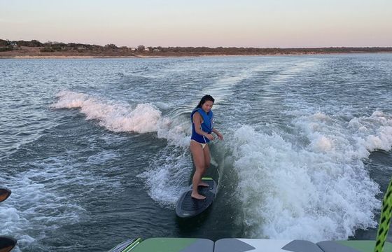 Wake Surf Moomba Max Fits 17 – Lake Austin