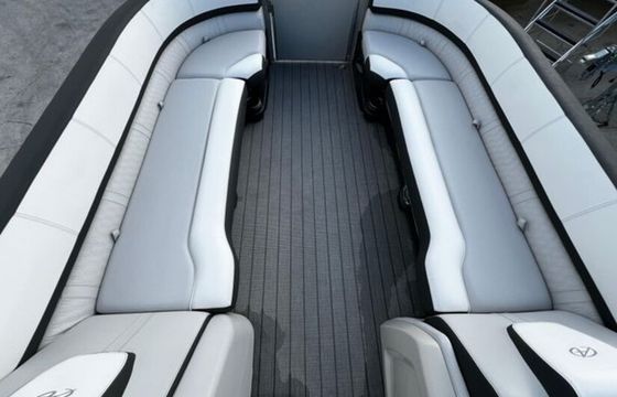 New Avalon Funship Double-Decker Pontoon with Bar and Slide