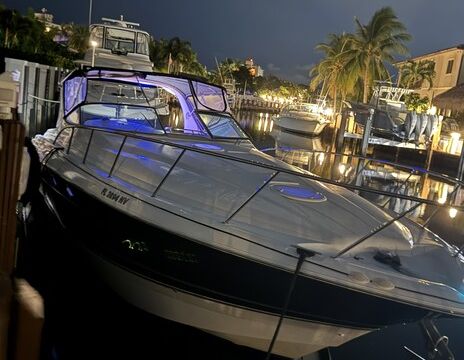Perfect Boat for Family and Friends!