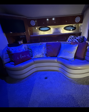 Perfect Boat for Family and Friends!