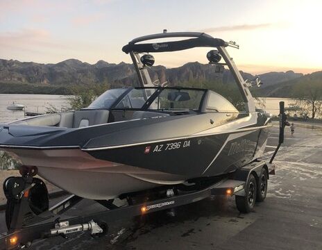 Malibu Wake & Surf — Fully Equipped Family Lake Adventure