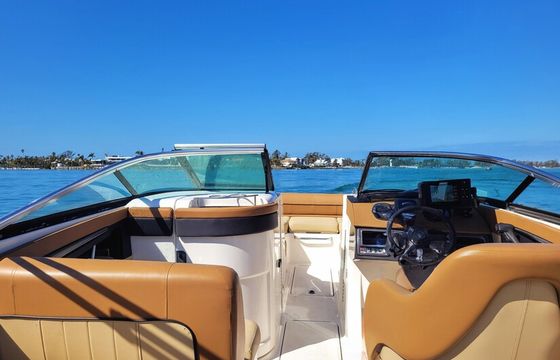 24 ft. Sea Ray Bowrider - Gliding through the Bay in style!
