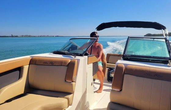 24 ft. Sea Ray Bowrider - Gliding through the Bay in style!
