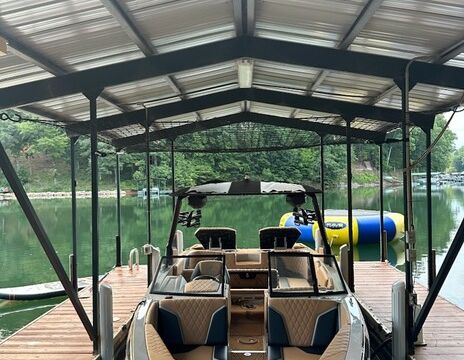 Tige 2023 Wake Boat