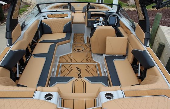 Tige 2023 Wake Boat