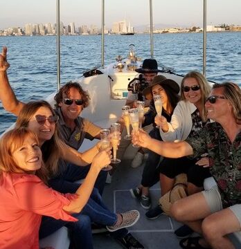 Raven On The Bay - San Diego's Fun and Affordable Limo Boat