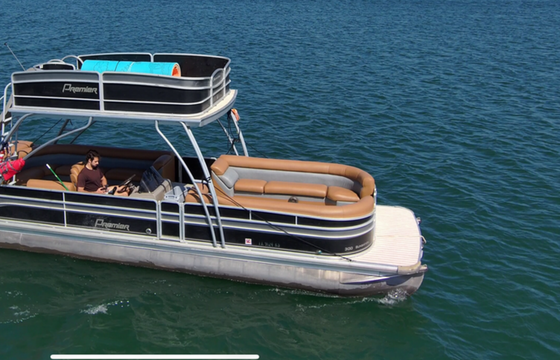 30ft Premier Sunsation Pontoon Rental – Lake Travis