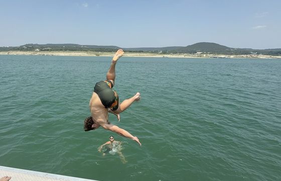 28Ft Double Decker For 12 Passengers – Lake Travis