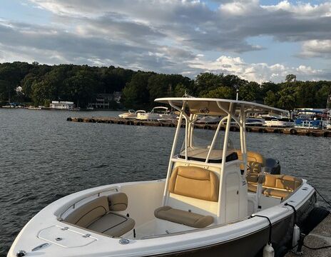 Fun and Spacious 23ft Nautic Star in NY/NJ