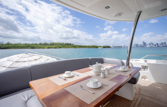 Charter the 80ft Sunseeker – Miami Luxury Yacht