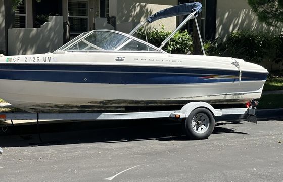 18' Bowrider Runabout - Port Canaveral, Indian River, Sebastian Inlet.