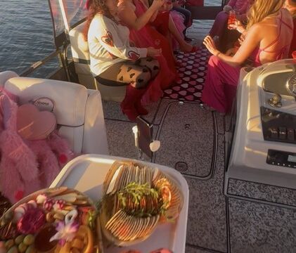 The Party Boat- Your private escape for cruising &amp; celebrating!
