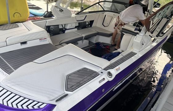 2017 Super Air Nautique – Fully Loaded Wake Boat | Lake Travis