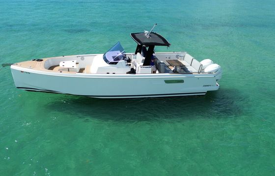 Fjord 36 Xpress - Mediterranean Cruiser