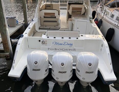 38ft Cruise ICW, Peanut isle.,Palm Beach. Capt fee Incl. in list price
