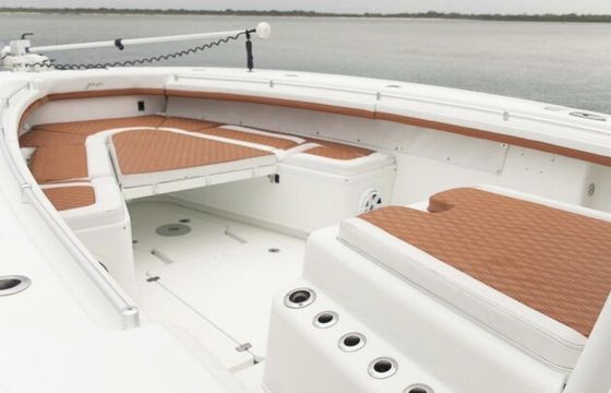 Luxury 42ft Yacht - Restroom Onboard - Great for large groups.