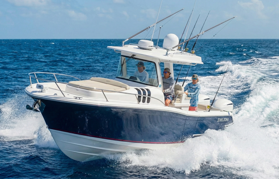 Private Center Console Yacht – Luxury Meets Adventure, Your Way