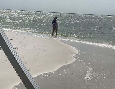 28' Pontoon Rental in Bonita Springs – Beach Chairs & Cooler Included
