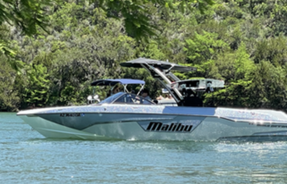 The best Wake Surfing and Wakeboarding boat in Lake Travis!!