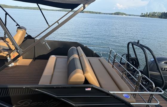 New 2025 Bentley Elite Swingback - Lanier Islands Pkwy, Buford GA