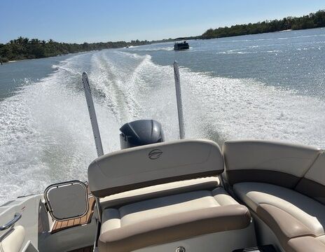 Luxury Crownline ES6 XS w/ Captain • Sandbar and Sunset Cruises