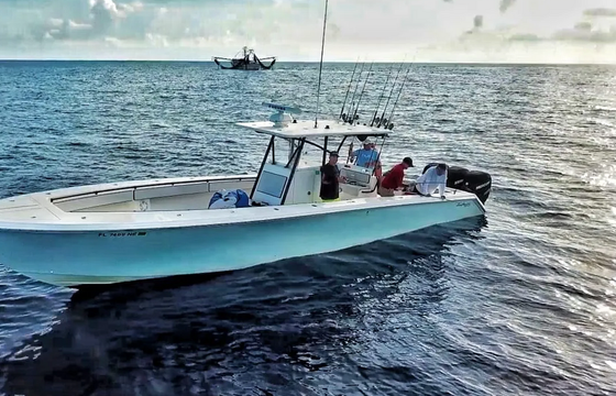 40 SeaHunter Windy Day for Fishing in Key West!