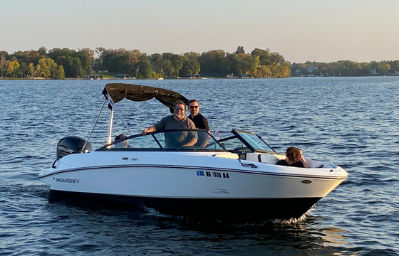 High-Performance Ski Boat – Tubing, Water Skiing & Lake Minnetonka Fun