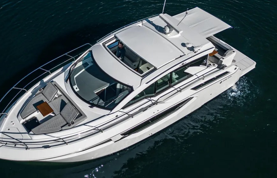 "Cape Venture": The 42 Cantius
