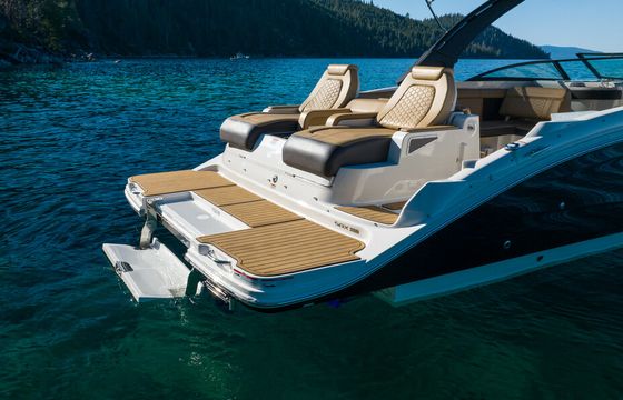 30ft Luxury Boat Cruise Newport Beach