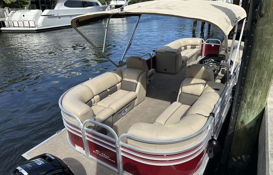 24’ Party Barge Pontoon – Cruise, Lounge &amp; Explore | GAS INCLUDED