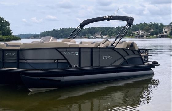 2025 Sylvan 24' Tritoon 12 People 250HP