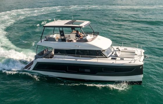 Congetta | Three-Level Luxury Power Catamaran – Vinoy Marina