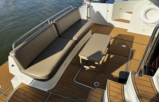 Rent A Yacht In Beautiful Naples, Florida