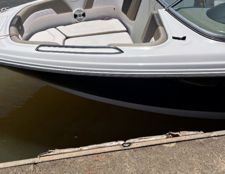 Ultimate Lake Day:  23ft Ski Boat for Up to 12 Guests!
