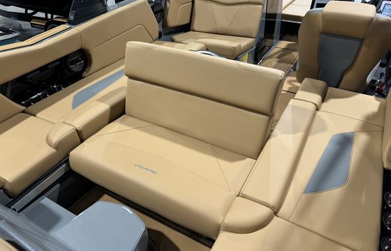 *Brand New* 2025 Mastercraft Surf and Wake Boat