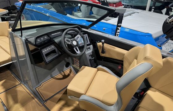 *Brand New* 2025 Mastercraft Surf and Wake Boat