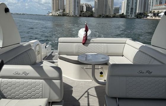Miami Bay Cruise & Sandbar Adventure | Captain Included, Up to 12 ppl