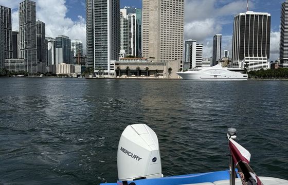 Miami Bay Cruise & Sandbar Adventure | Captain Included, Up to 12 ppl