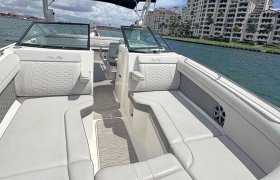 Miami Bay Cruise & Sandbar Adventure | Captain Included, Up to 12 ppl
