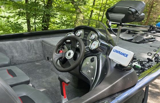 2023 Bass Tracker