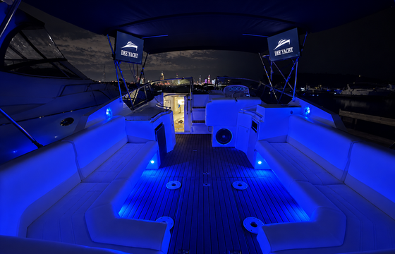 35ft Party Yacht w/ OPEN Seating Area! Playpen-Fireworks + More!