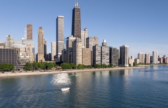 Sea Ray 300 Motor Yacht | Chicago Playpen and River Cruises