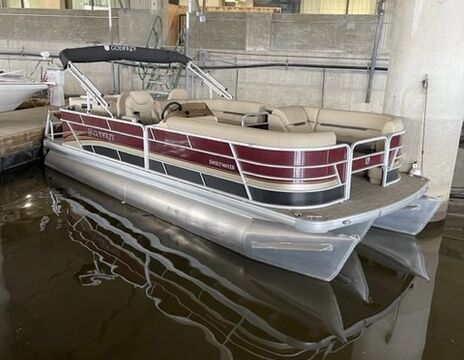 Godfrey Marine Sweetwater 22' Tritoon Charter with Licensed Captain