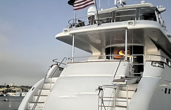 90' Azimut Luxury Super Yacht with Staterooms in Newport Beach