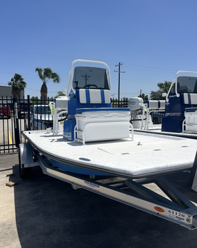 Chiquita — The Skinny-Water Cruiser
