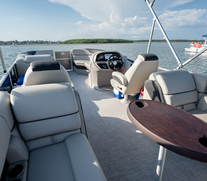 Luxury Tritoon | Sandbar Party & Dolphin Cruises
