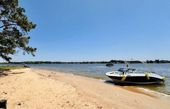 Family Jet Boat – Lake Conroe, Houston.