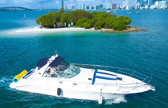 Enjoy "Venezzia" in Miami with Sundancer II 44FT!