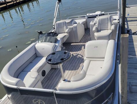 AWESOME AVALON PONTOON